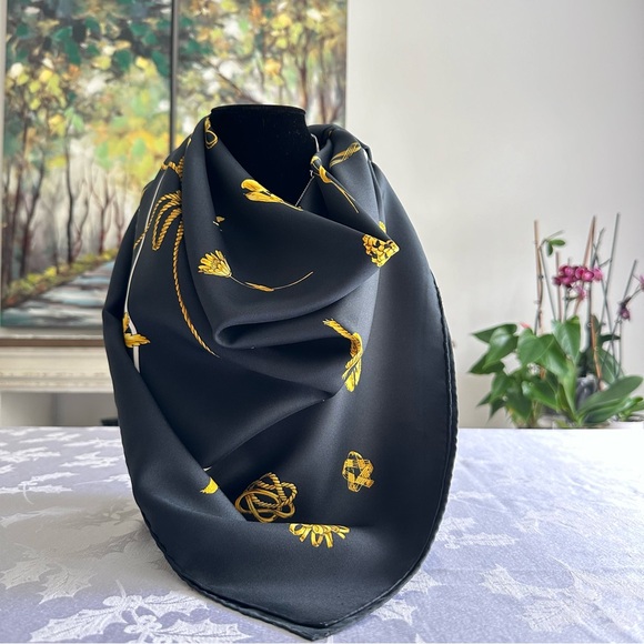 SOLD Authentic Hermes Scarf - Clips - Picture 3 of 8